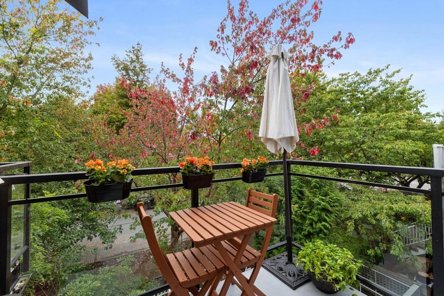 308 755 W 15th Avenue Vancouver, BC - 14