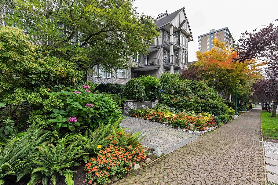 302 1388 Nelson Street Vancouver, BC - 29