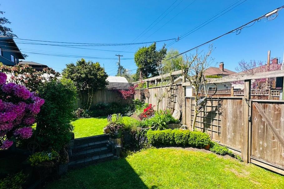 483 E 31st Avenue Vancouver, BC - 28