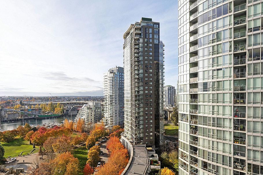 1705 1438 Richards Street Vancouver, BC - 13