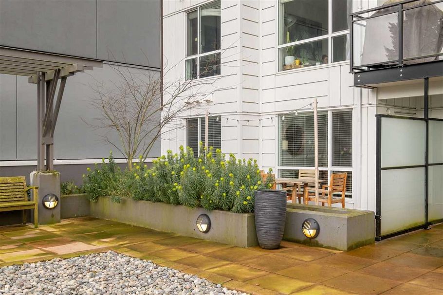 209 233 Kingsway Vancouver, BC - 23