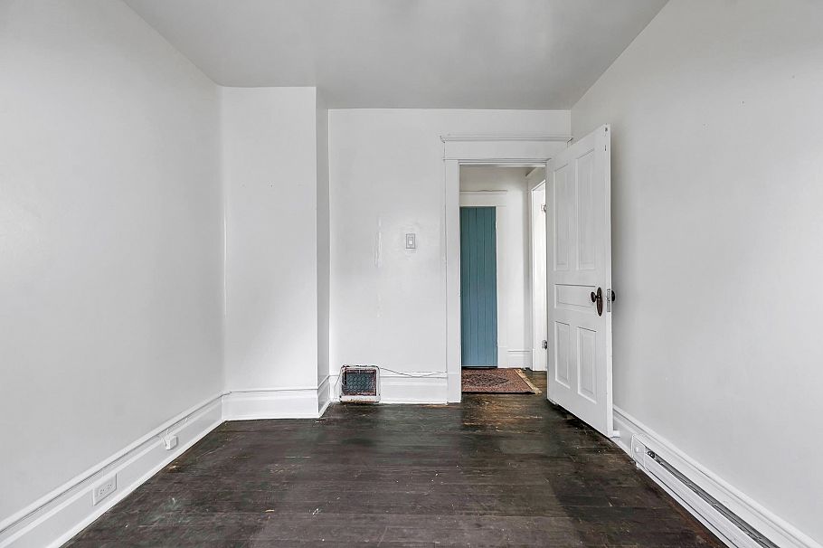 1836 E 1st Avenue Vancouver, BC - 28