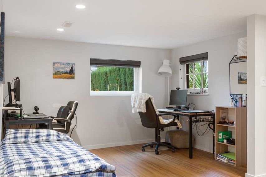 2125 E 5th Avenue Vancouver, BC - 28