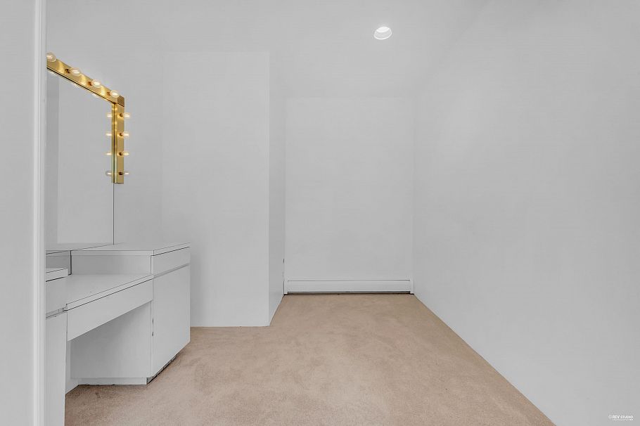 2901 Allan Road North Vancouver, BC - 16