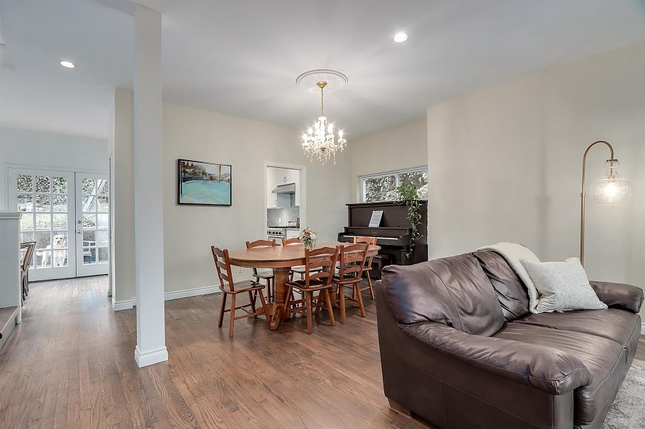 1806 Deep Cove Road North Vancouver, BC - 7