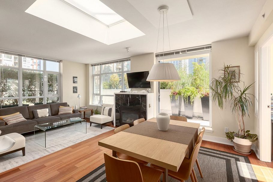 PH803 988 Richards Street Vancouver, BC - 4