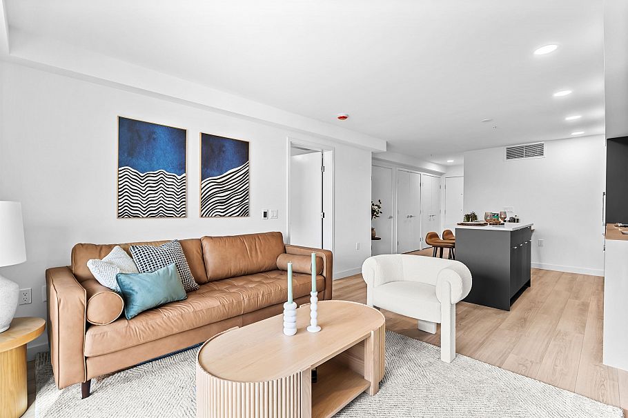 204 2419 Grant Street Vancouver, BC - 15