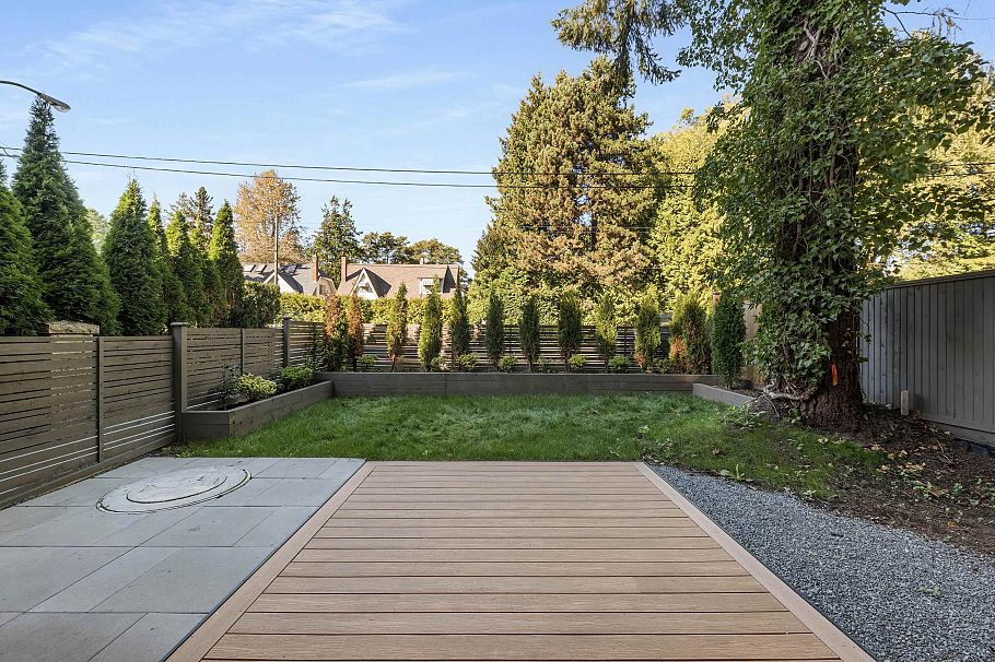 1 2626 W 41st Avenue Vancouver, BC - 21