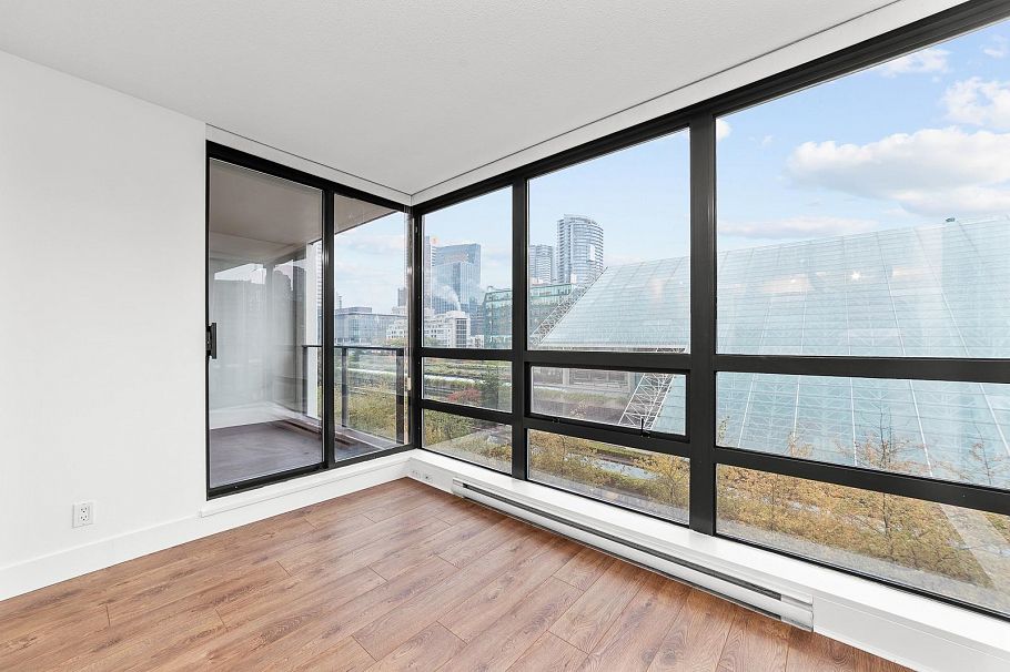 602 933 Hornby Street Vancouver, BC - 25