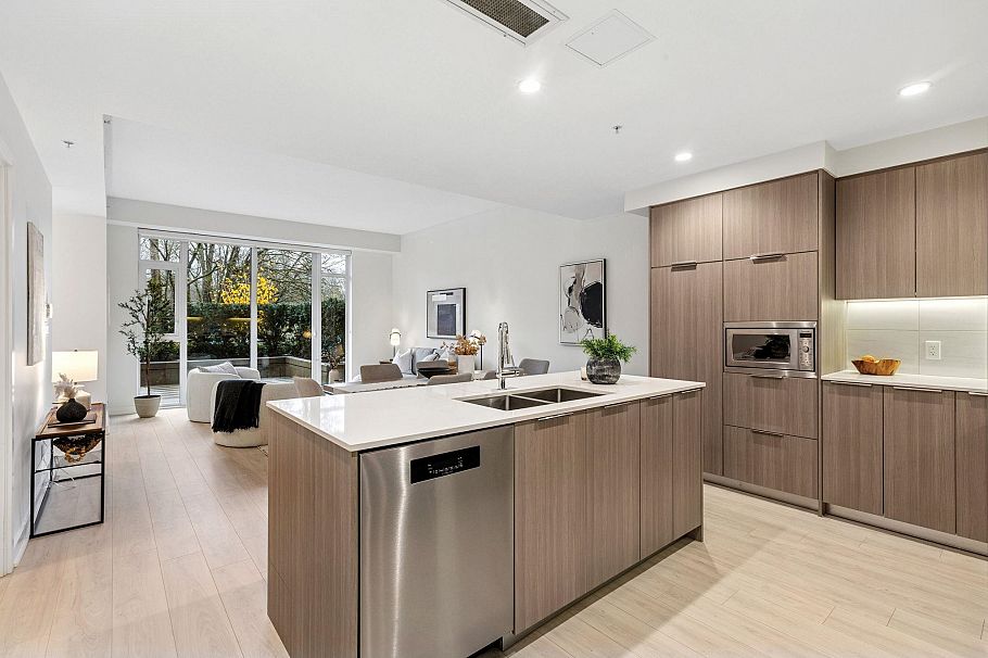 TH1431 Hunter Street North Vancouver, BC - 15