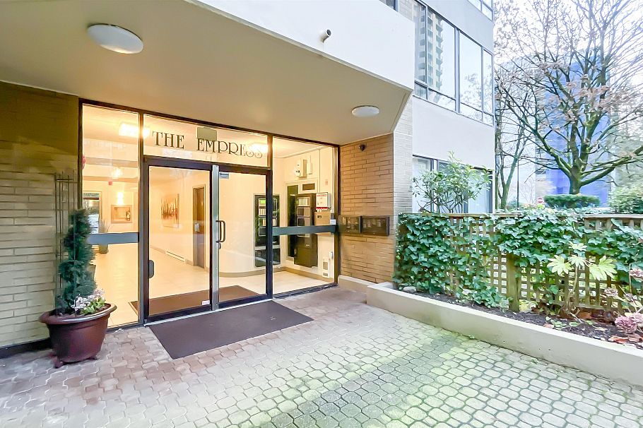 901 6282 Kathleen Avenue Burnaby, BC - 2