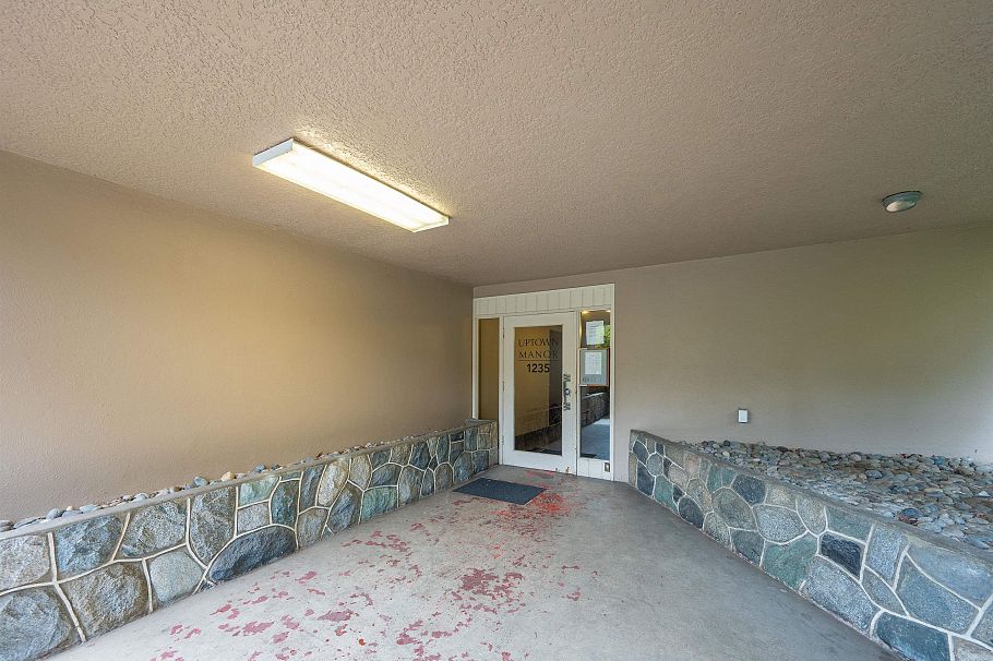 8 1235 W 10th Avenue Vancouver, BC - 25