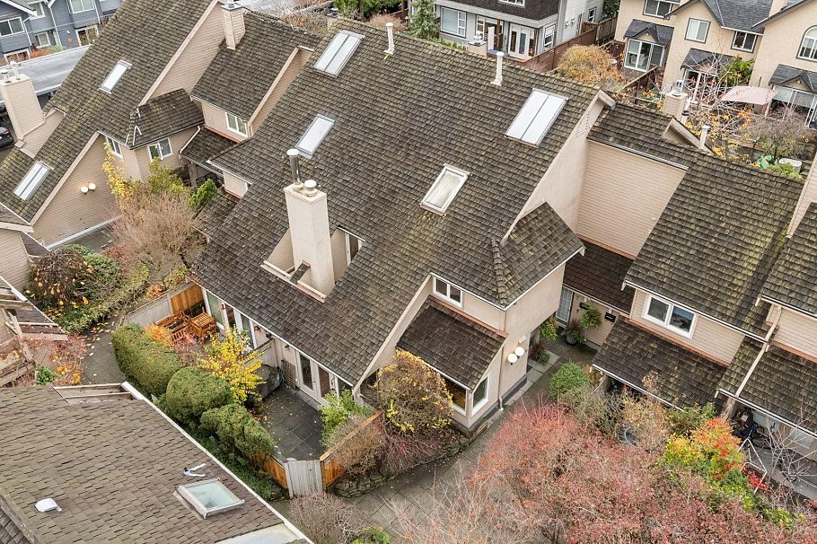 6 230 W 15th Street North Vancouver, BC - 38