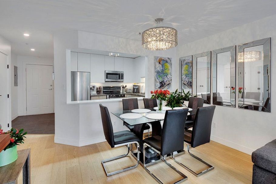 411 108 W Esplanade Avenue North Vancouver, BC - 8