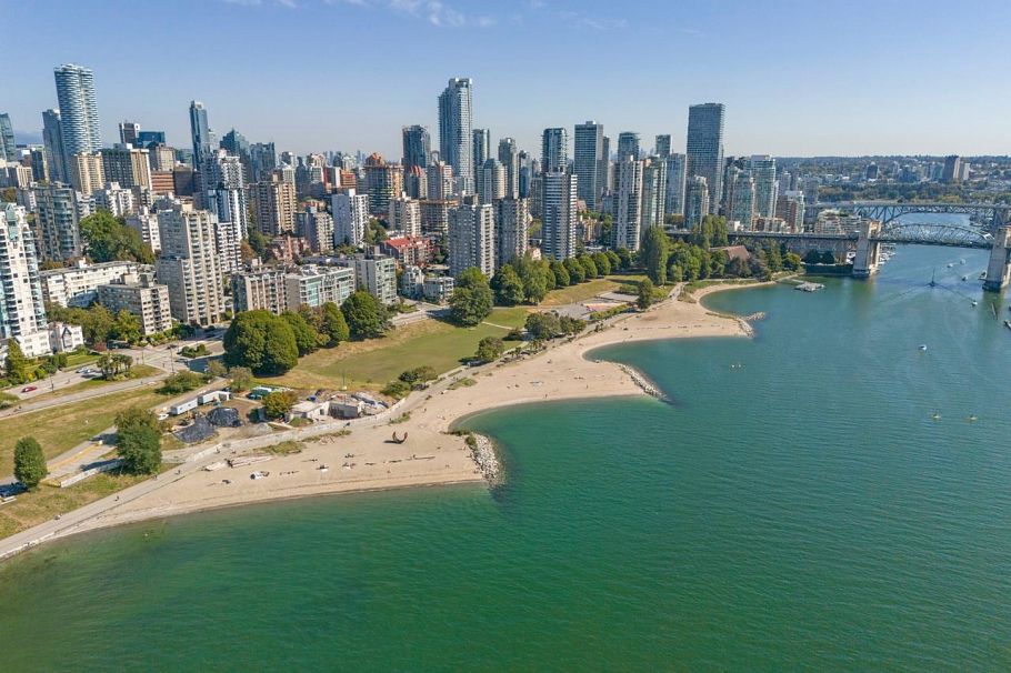 404 1233 Beach Avenue Vancouver, BC - 40