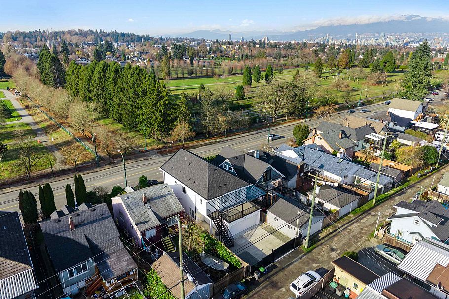 5304 Fraser Street Vancouver, BC - 38