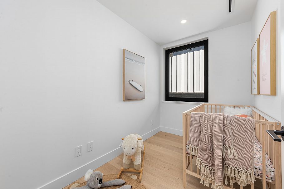 1 2626 W 41st Avenue Vancouver, BC - 18