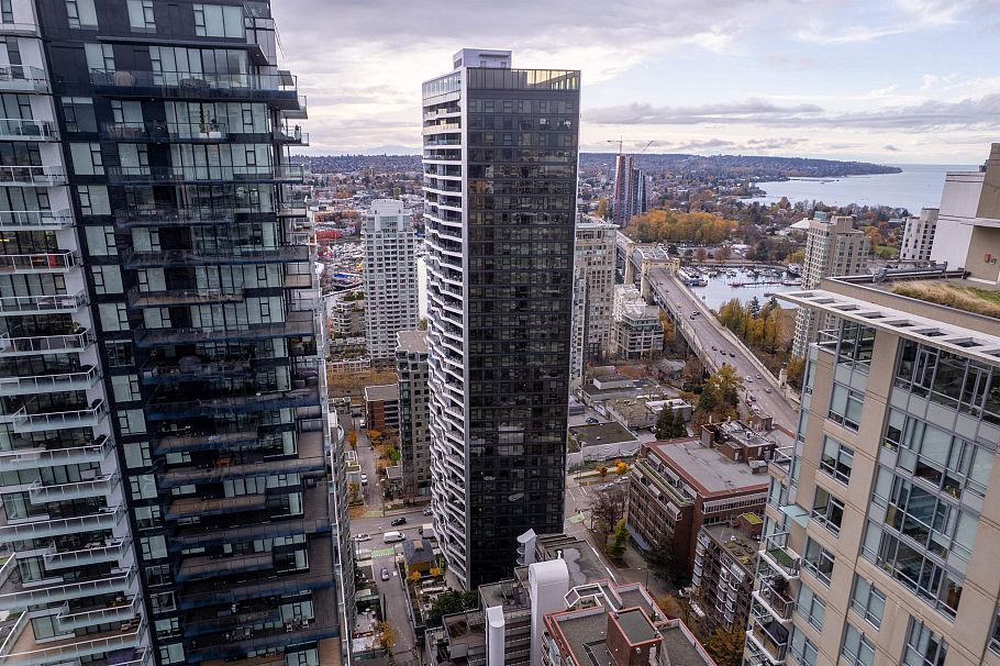 708 889 Pacific Street Vancouver, BC - 3