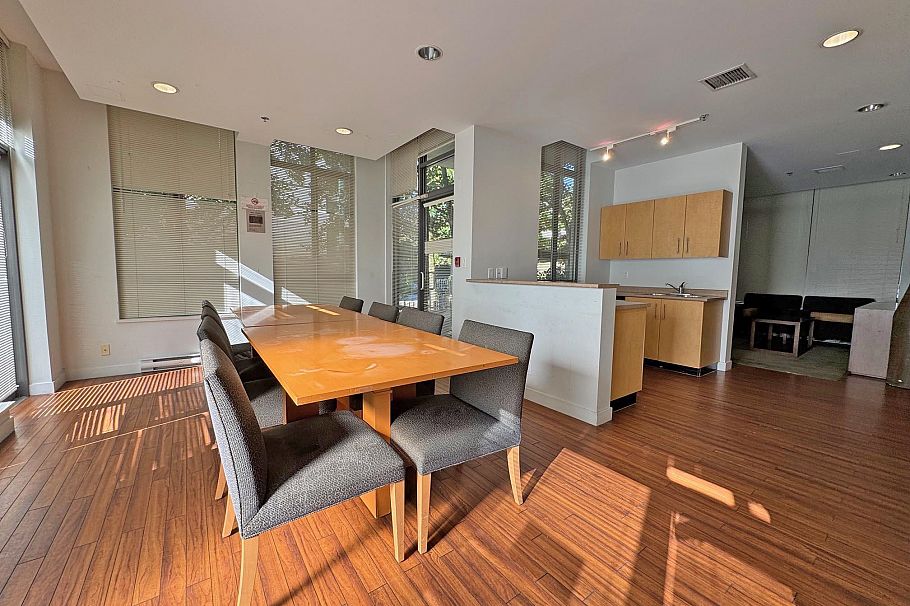 1401 3660 Vanness Avenue Vancouver, BC - 17