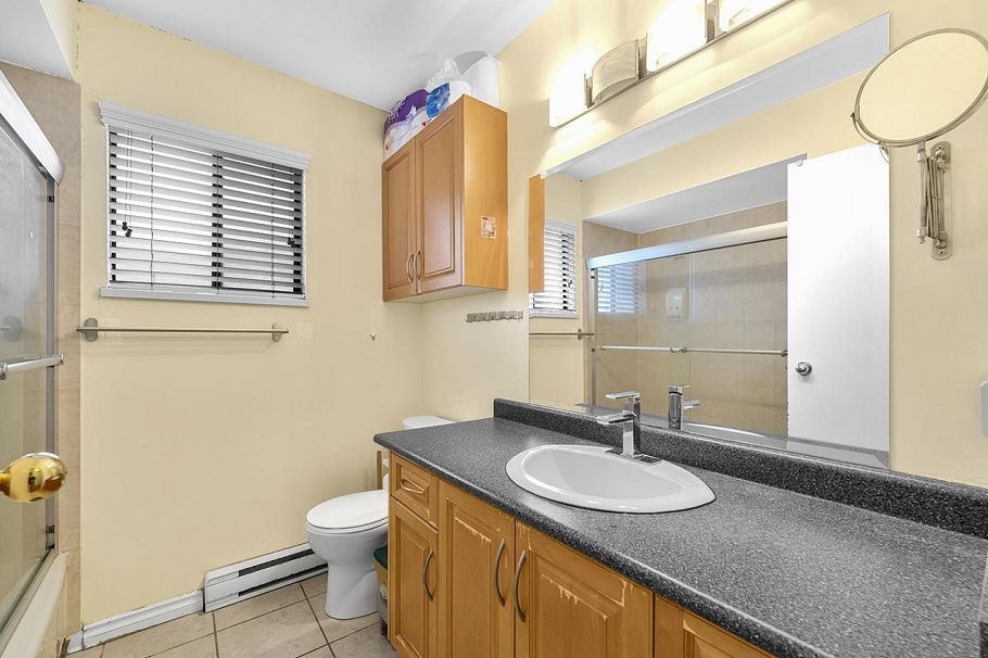 8416 8420 Shaughnessy Street Vancouver, BC - 25