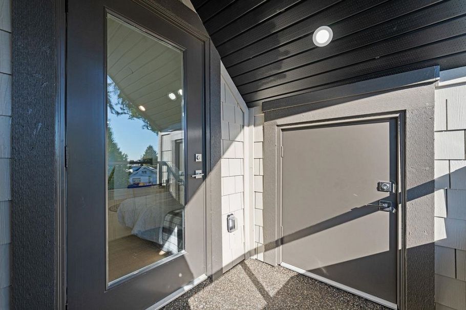 1 2447 E 41st Avenue Vancouver, BC - 32