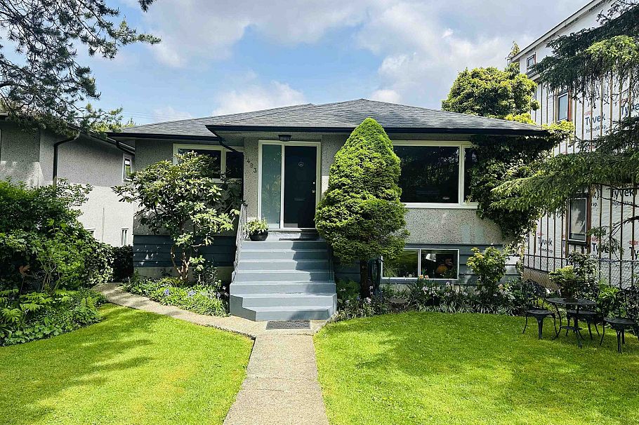 483 E 31st Avenue Vancouver, BC - 1