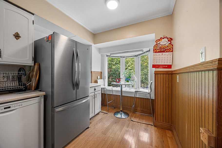 4054 W 31st Avenue Vancouver, BC - 4