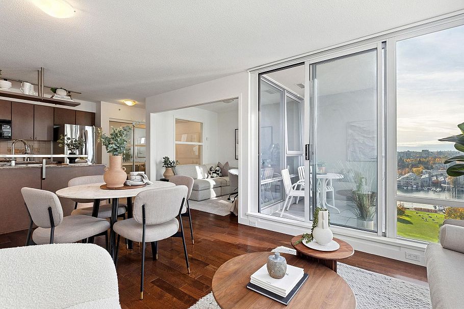 1705 1438 Richards Street Vancouver, BC - 2