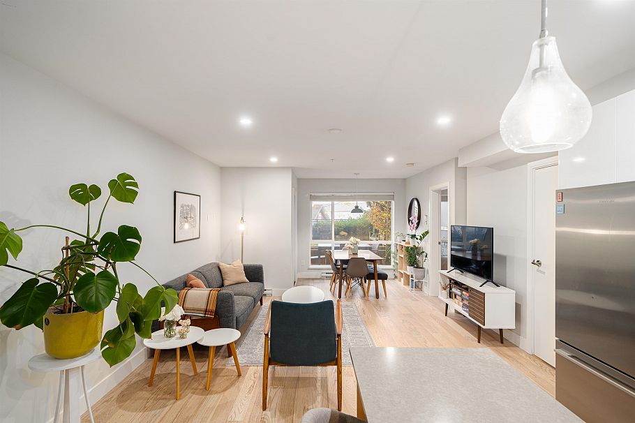 209 233 Kingsway Vancouver, BC - 9