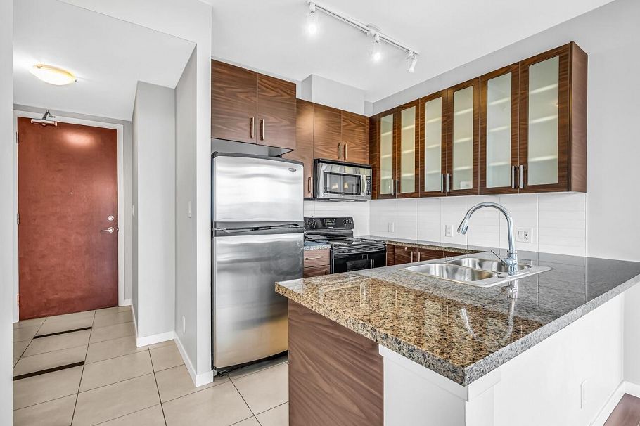 2006 2345 Madison Avenue Burnaby, BC - 4