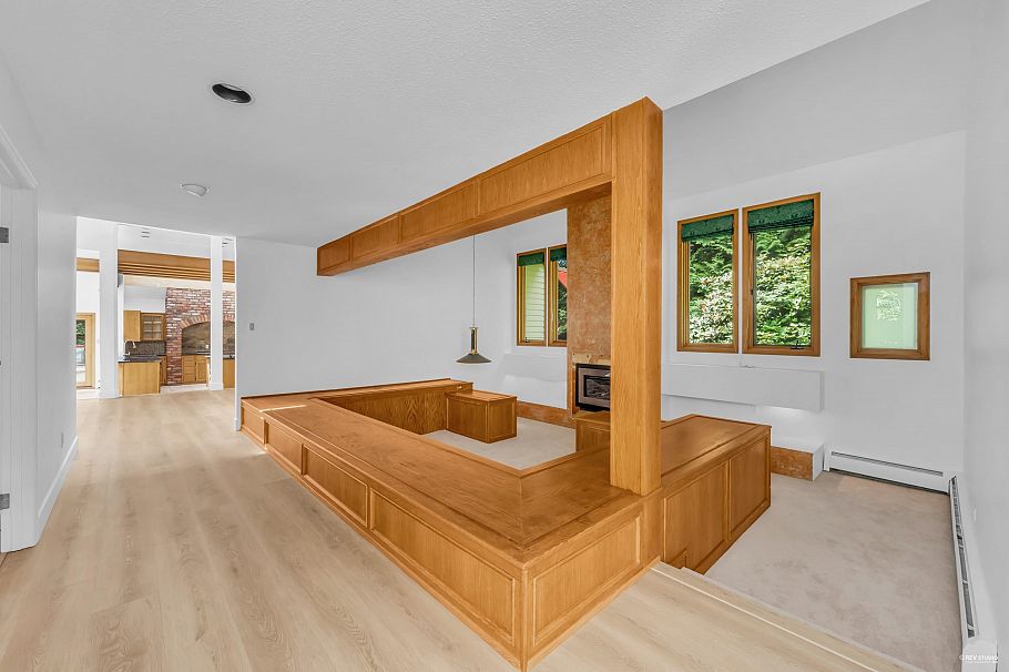 2901 Allan Road North Vancouver, BC - 9