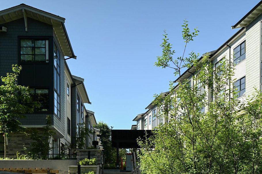 211 2045 Heritage Park Lane North Vancouver, BC - 14