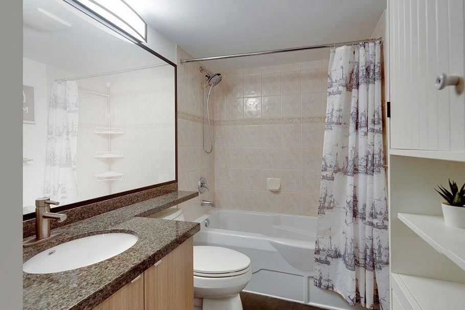 411 108 W Esplanade Avenue North Vancouver, BC - 21