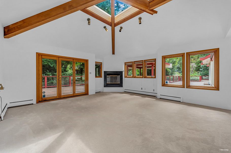 2901 Allan Road North Vancouver, BC - 17