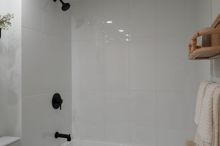 216 2045 Heritage Park Lane North Vancouver, BC - 23