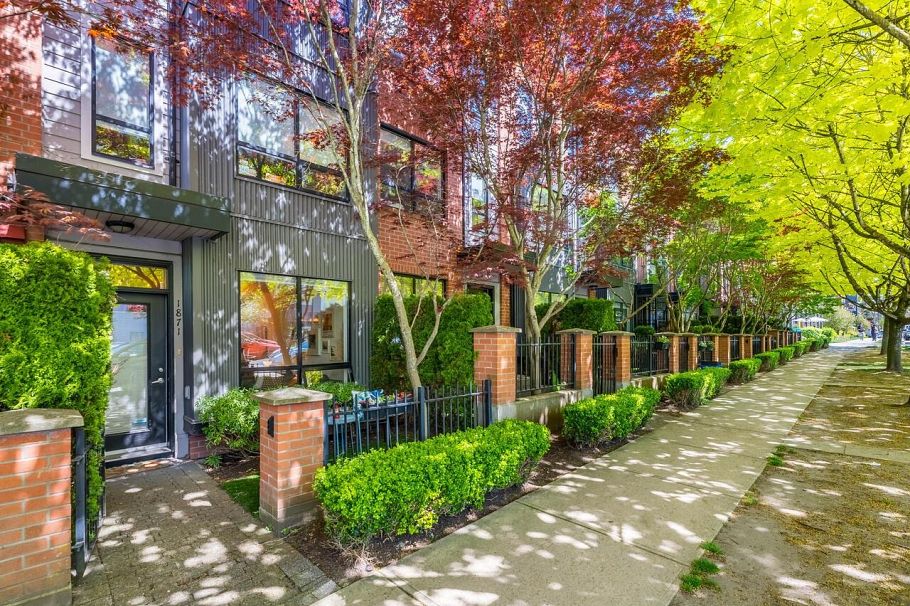 1871 Stainsbury Avenue Vancouver, BC - 25