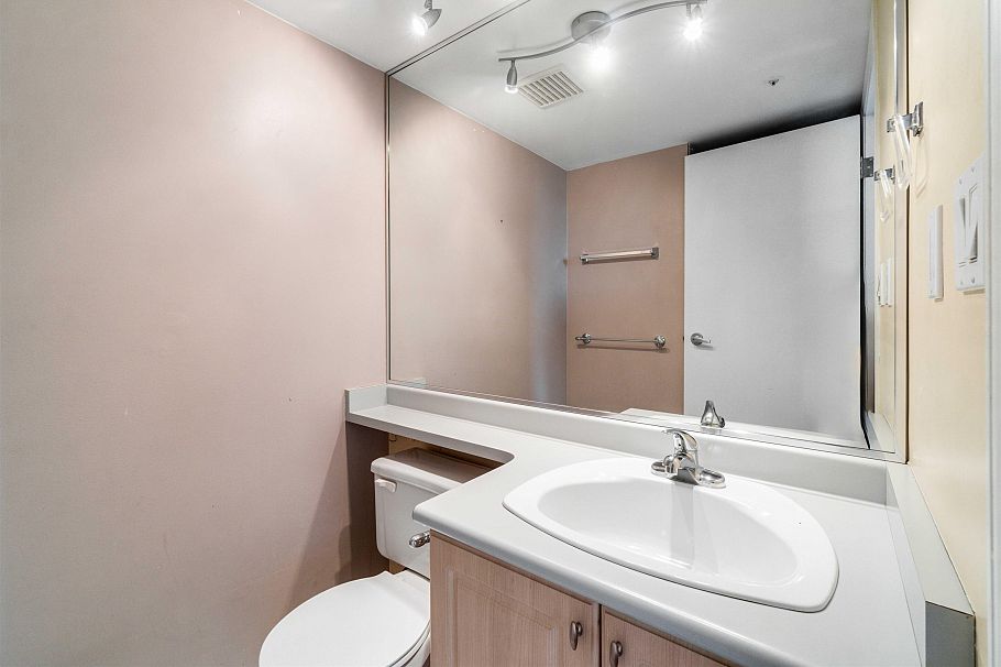 1002 2121 W 38th Avenue Vancouver, BC - 10