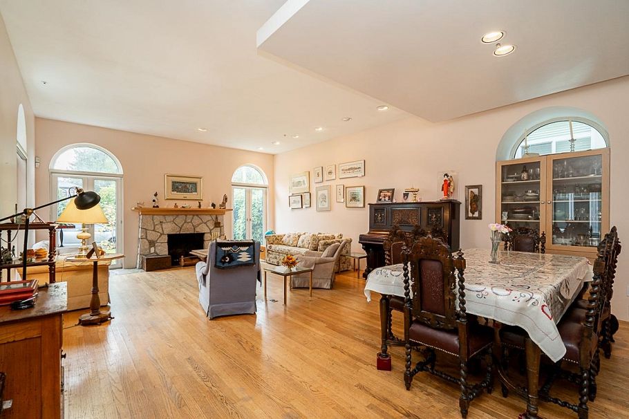 2443 W 47th Avenue Vancouver, BC - 8