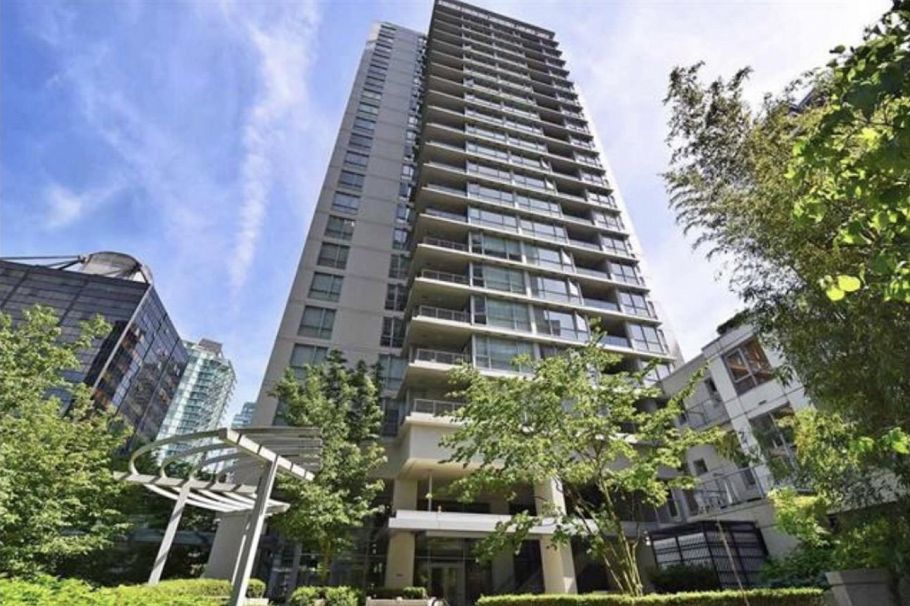 707 1420 W Georgia Street Vancouver, BC - 1
