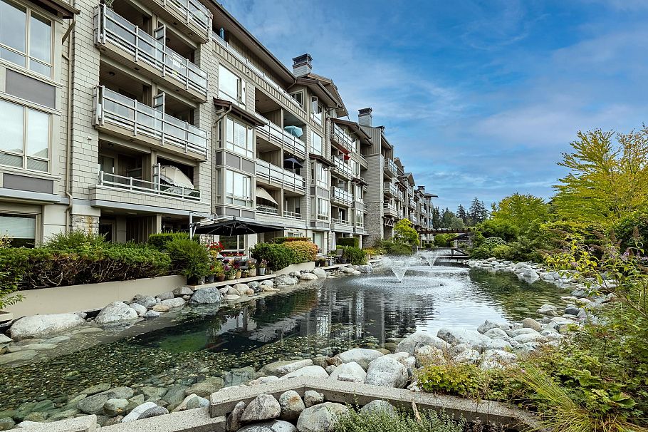 301 560 Raven Woods Drive North Vancouver, BC - 38