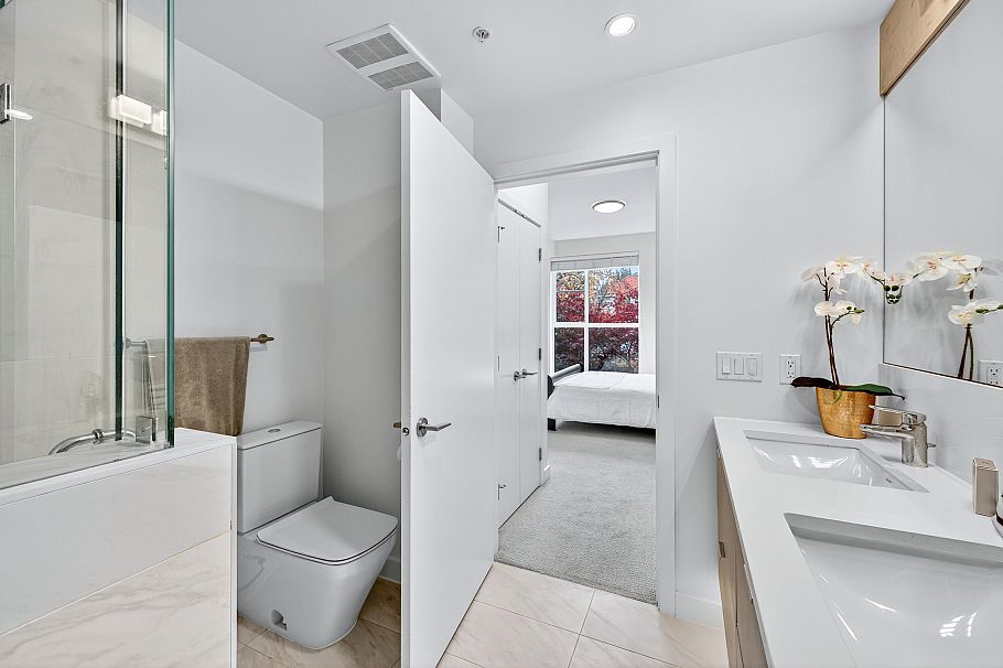 205 7928 Yukon Street Vancouver, BC - 32