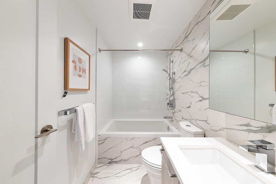 902 3331 No. 3 Road Richmond, BC - 18