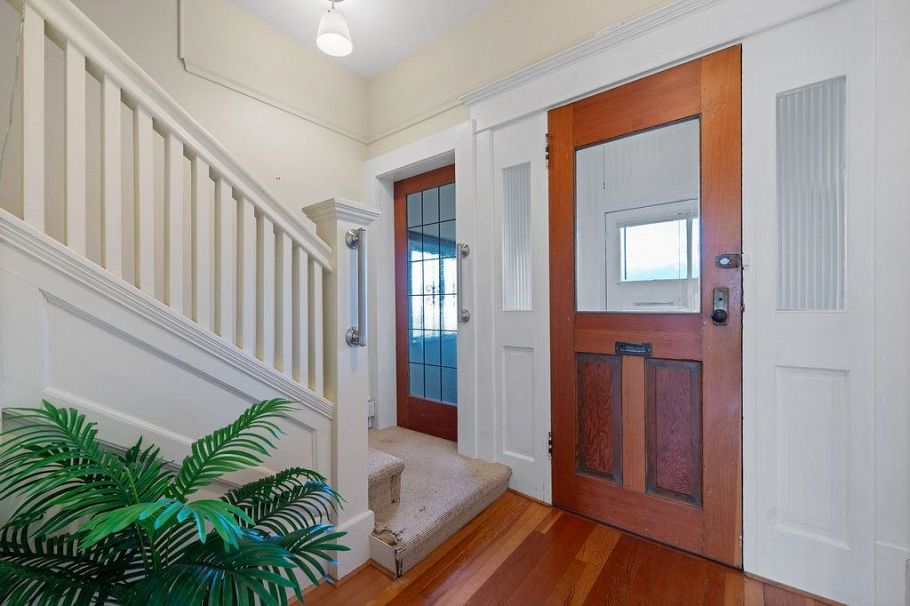 2130 Parker Street Vancouver, BC - 21