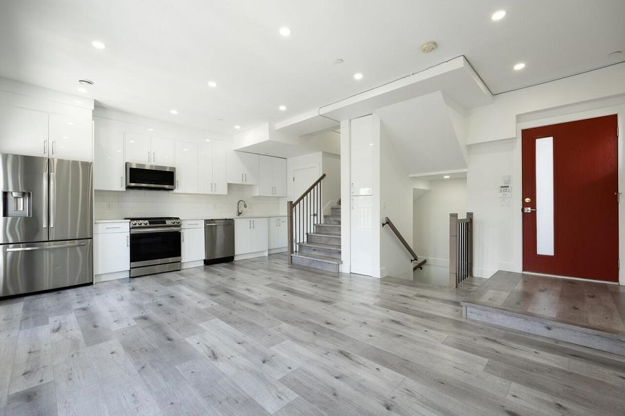 5140 Slocan Street Vancouver, BC - 3