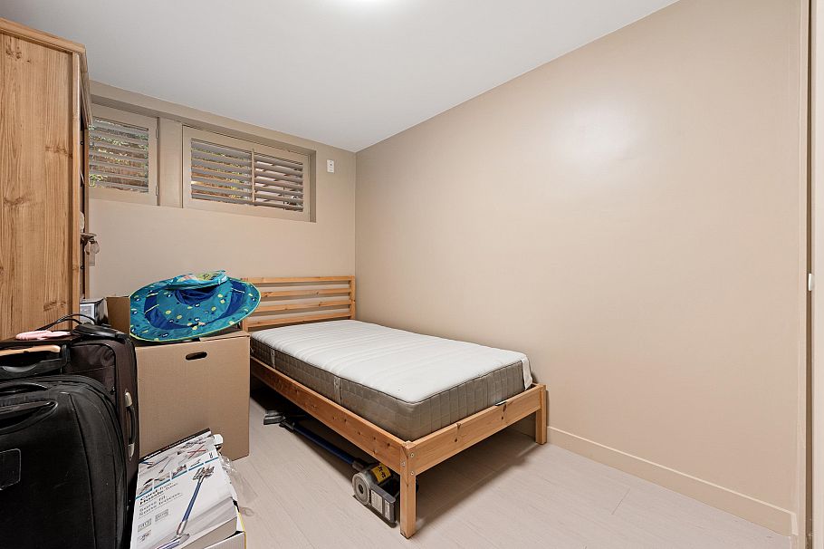 3535 W 47th Avenue Vancouver, BC - 29