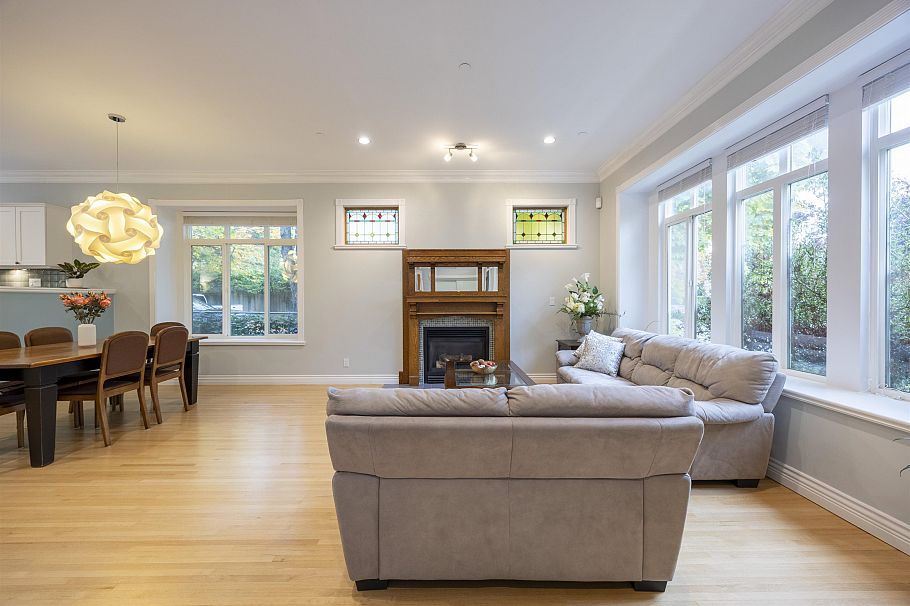 4203 W 14th Avenue Vancouver, BC - 6