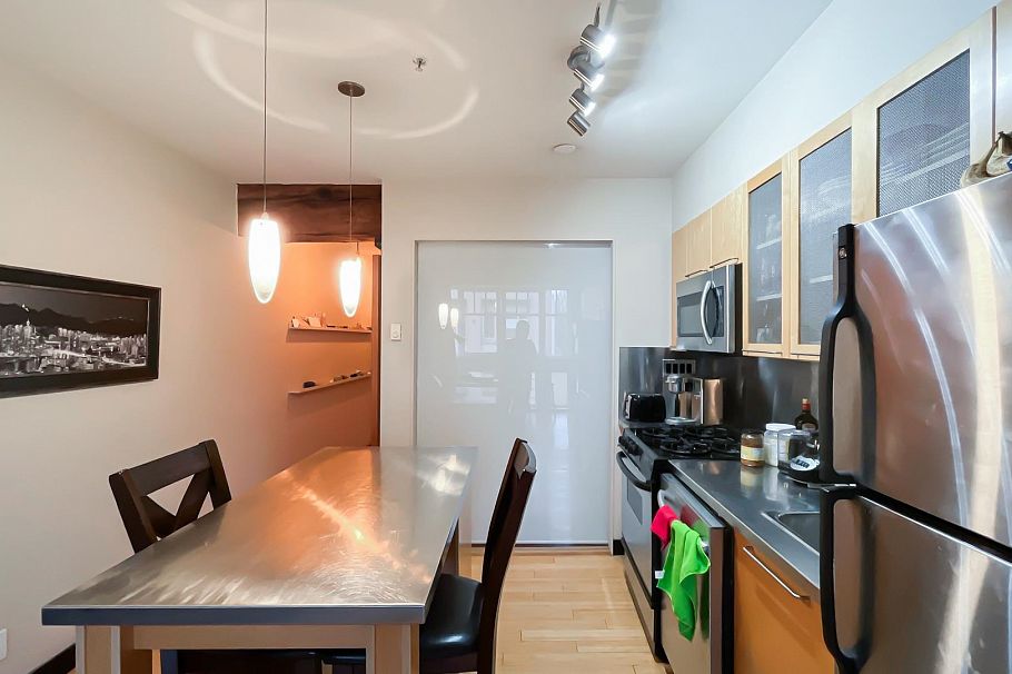 306 1072 Hamilton Street Vancouver, BC - 12