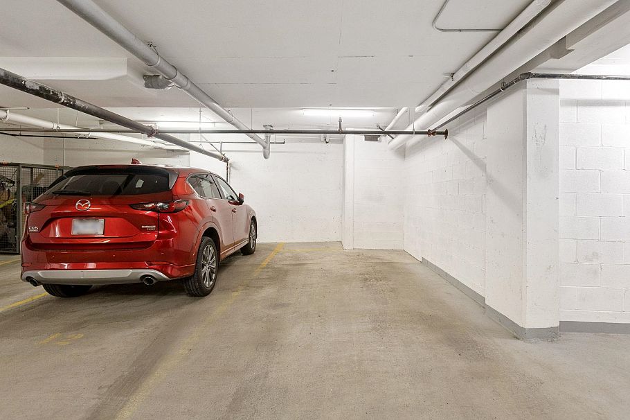 309 2528 Collingwood Street Vancouver, BC - 29