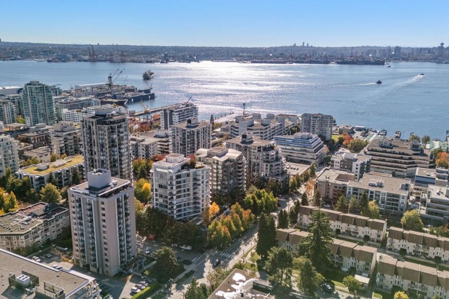 188 Chesterfield Avenue North Vancouver, BC - 37