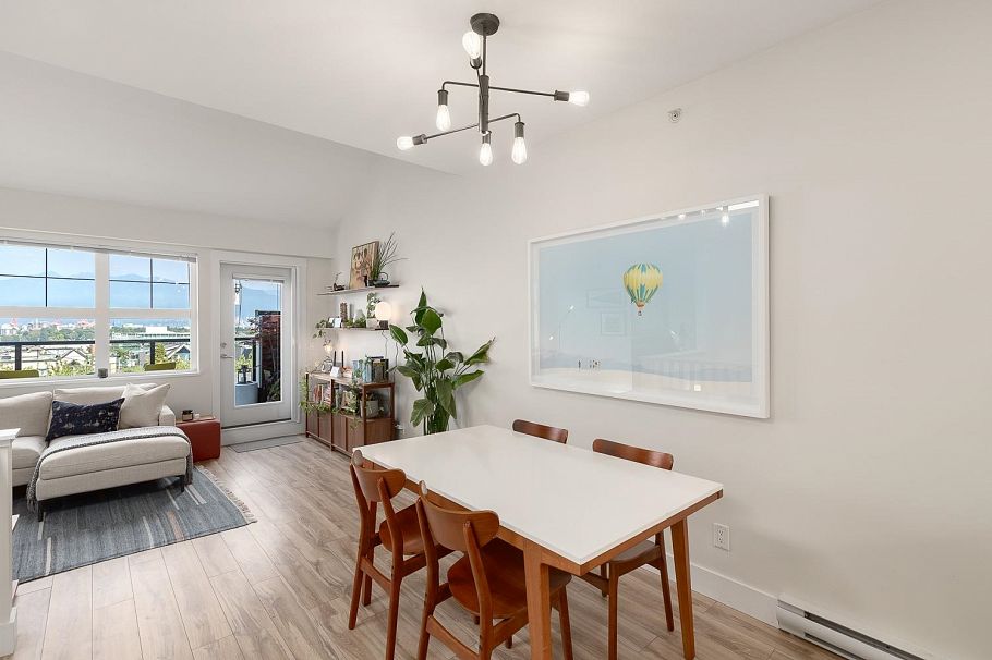 2272 St. George Street Vancouver, BC - 9